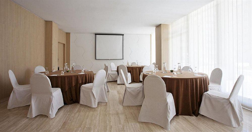 Hotel Delta Tudela Eksteriør billede