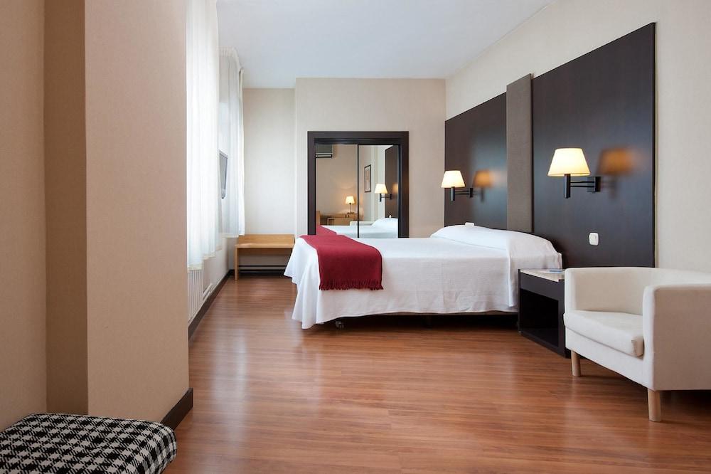 Hotel Delta Tudela Eksteriør billede