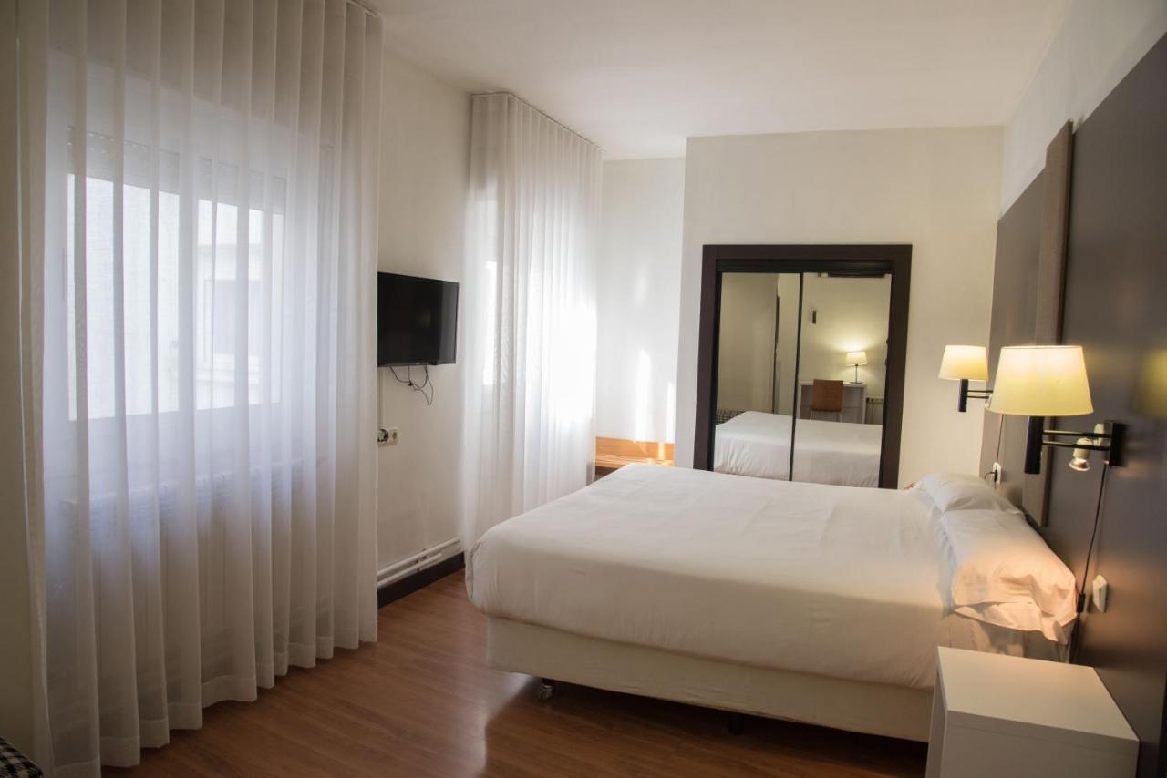 Hotel Delta Tudela Eksteriør billede